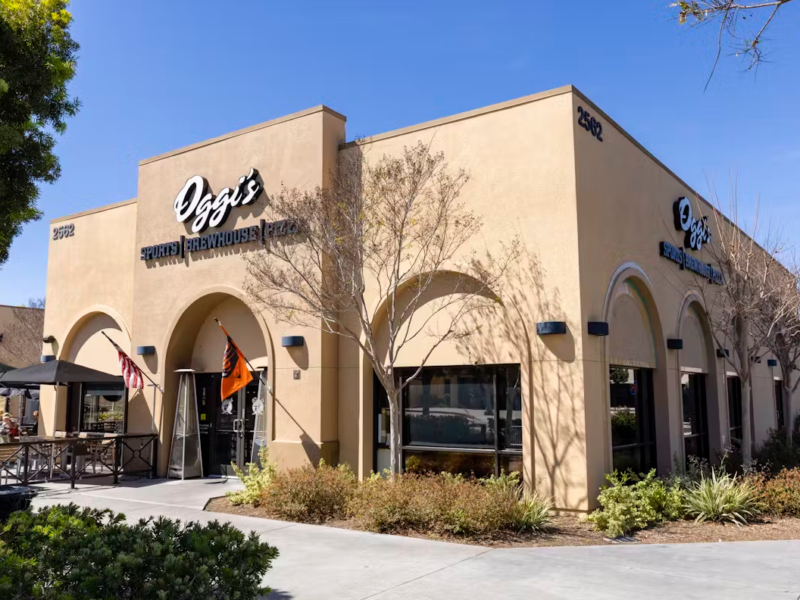 Oggi's Sports | Brewhouse | Pizza